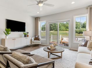 16 Weathervane Dr #23, Walpole, MA 02081