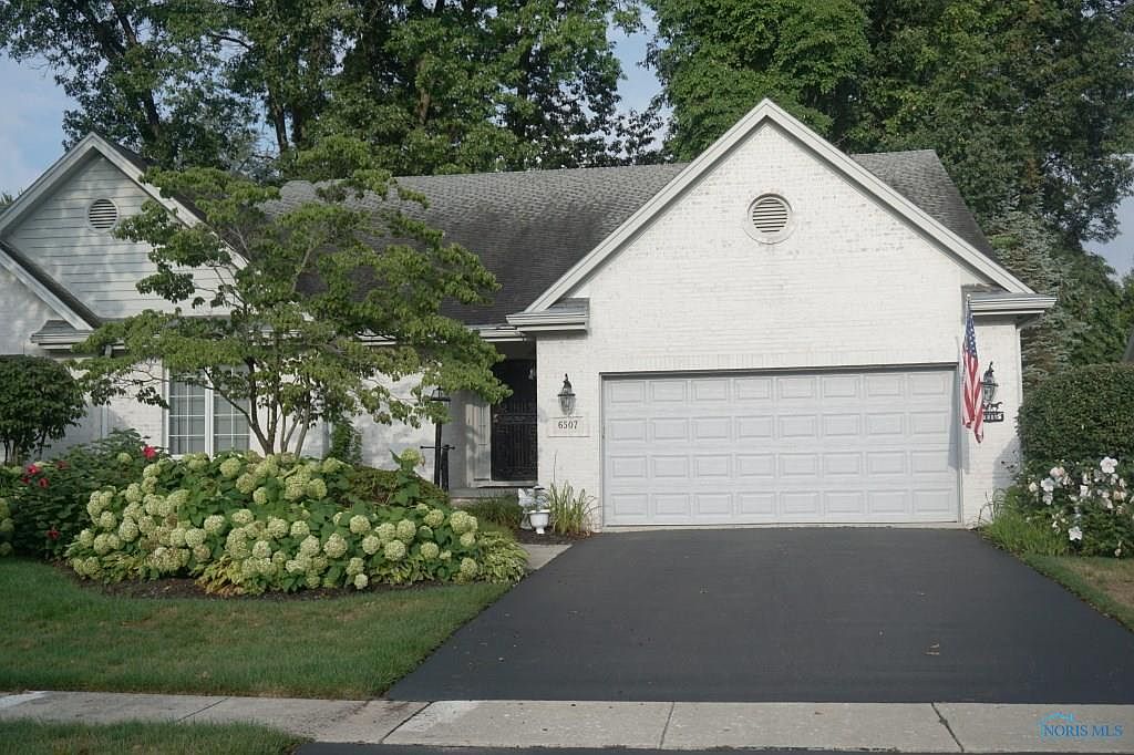 6507 Carrietowne Ln, Toledo, OH 43615 Zillow
