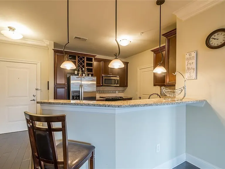 901 Abernathy Rd — Photo 15