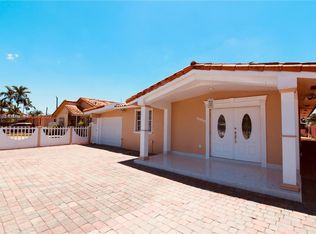 11930 SW 3rd St, Miami, FL 33184