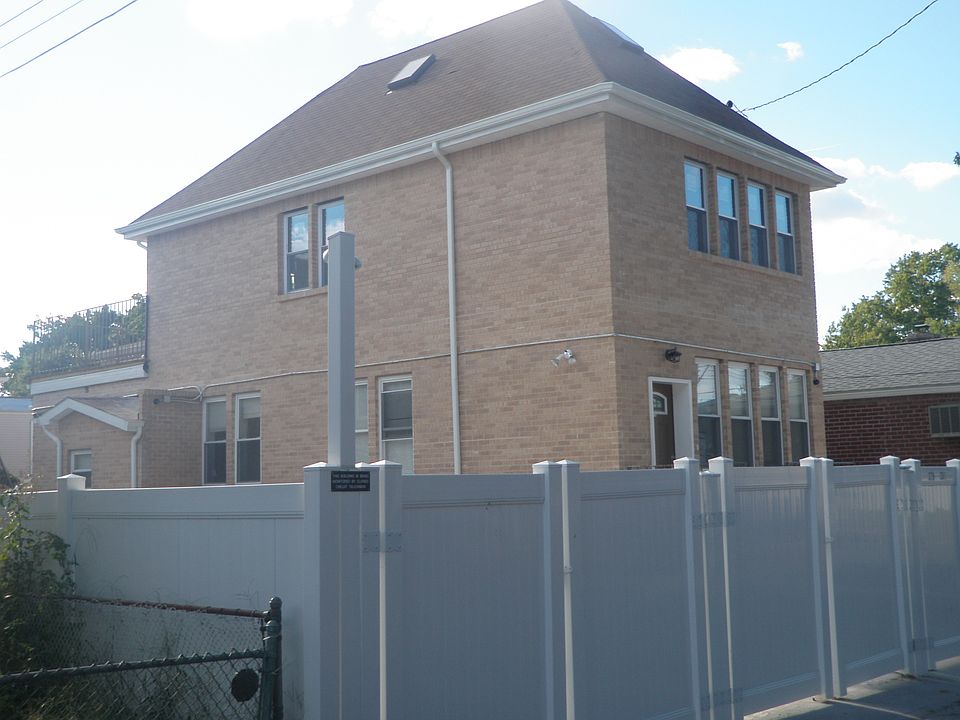 1st image of 281 Prentiss Ave