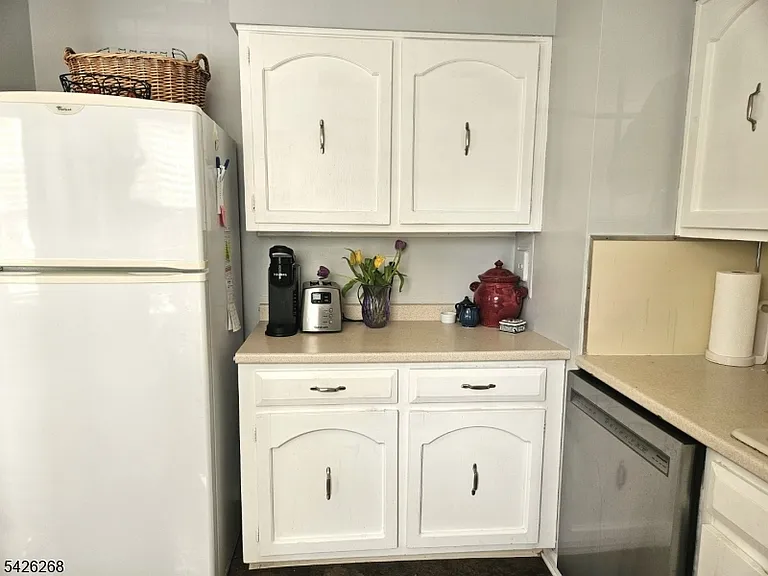 800 Old Springfield Ave #19 — Photo 7