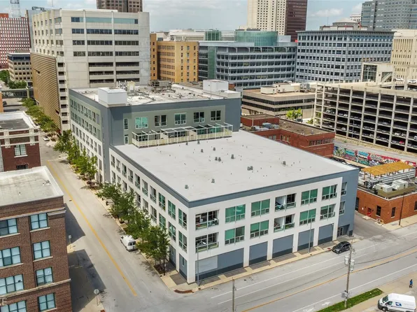 111 10th St #405, Des Moines, IA 50309