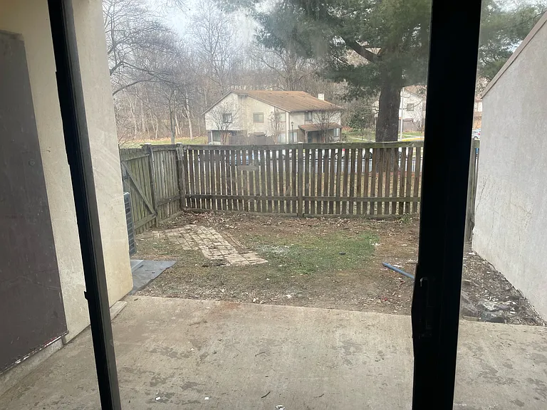 10117 Prince Pl #102 — Photo 7