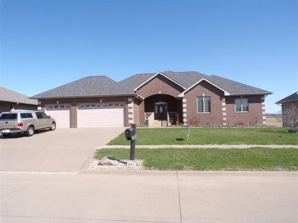 401 W 16th St, West Liberty, IA 52776