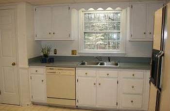 4th image of 104 Sabre Dr