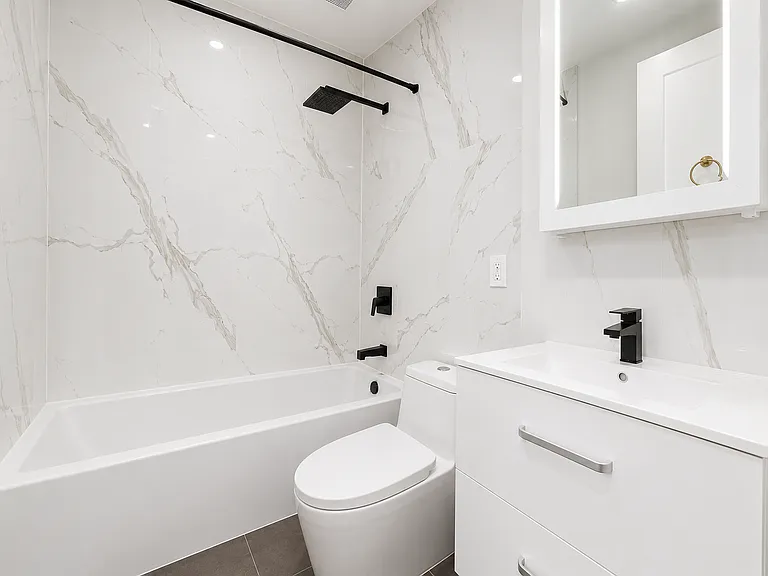 22 Starr St #4B — Photo 8