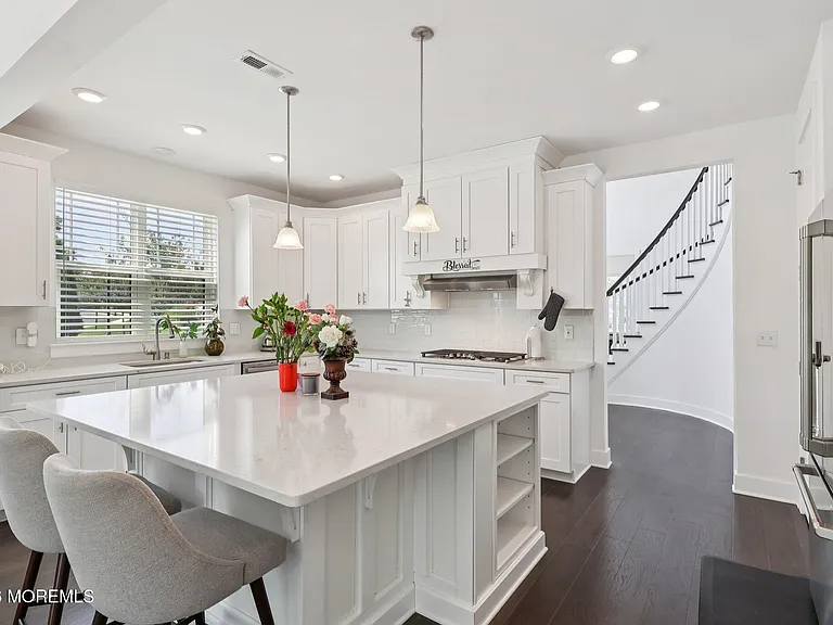 2 Dogleg Ln — Photo 10