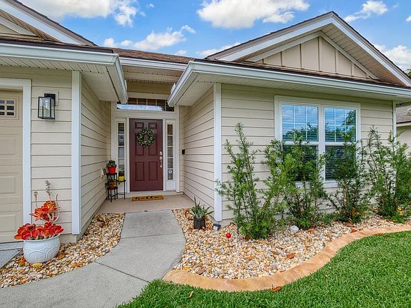 3rd image of 86235 Cloister Ct