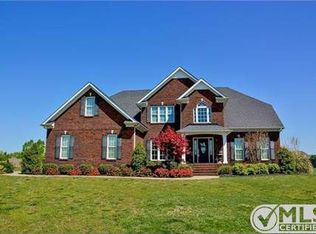 3416 Hawks Ridge Rd, Columbia, TN 38401