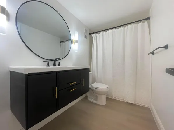 3955 N Nob Hill Road #202, Sunrise, FL 33351