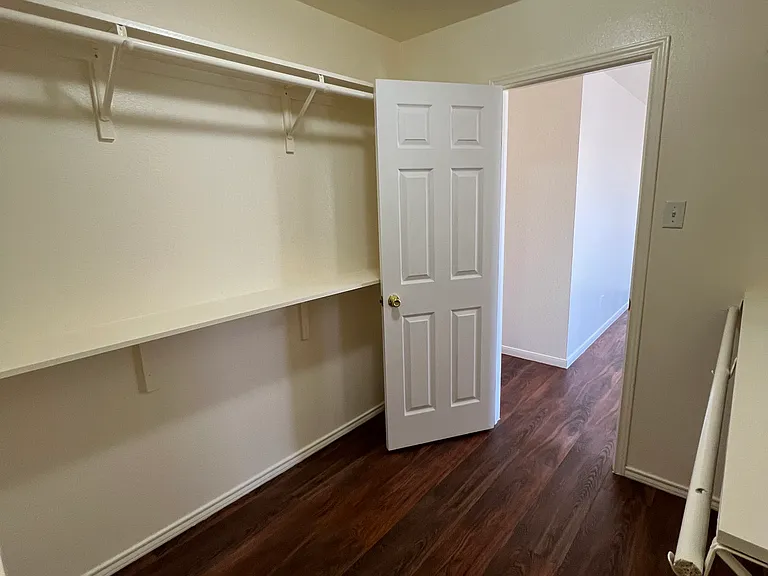 Walk in closet