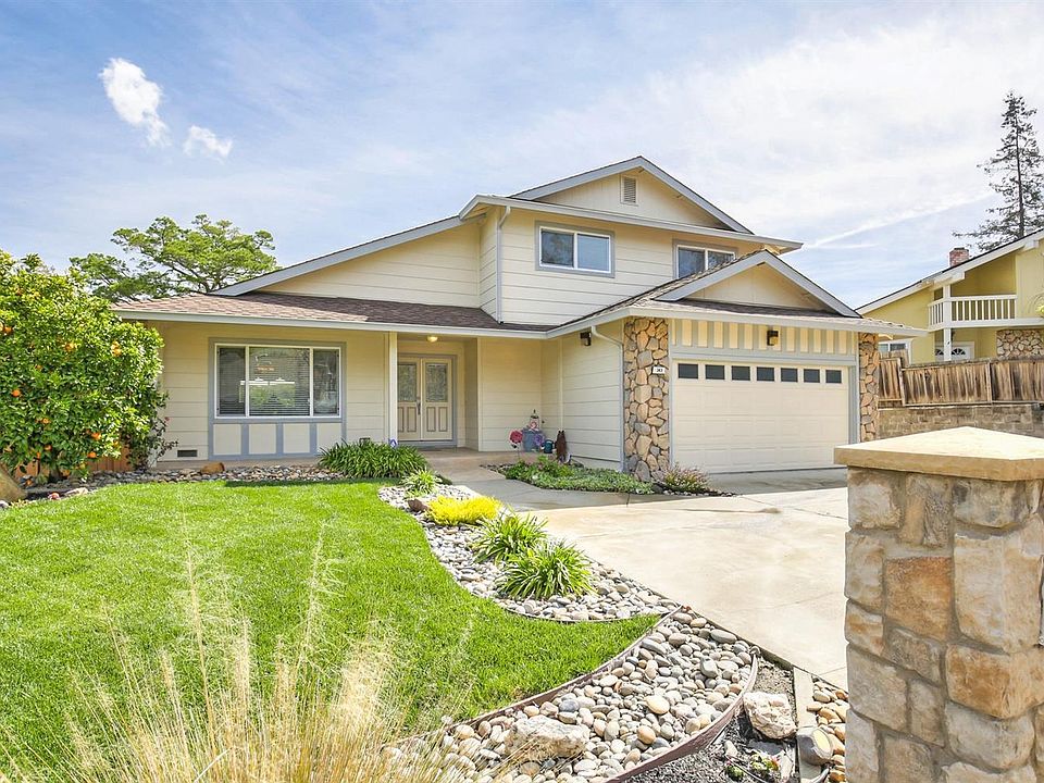 1st image of 343 Breckenridge Pl