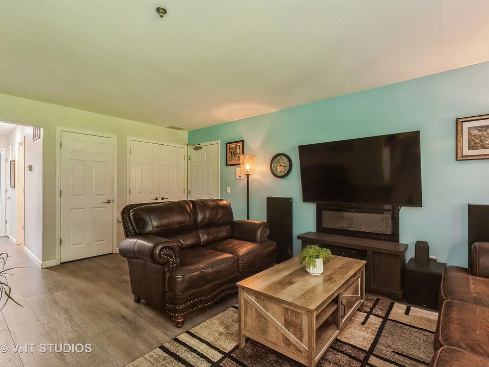 1663 W Beach Rd Waukegan, IL, 60087 Apartments for Rent Zillow