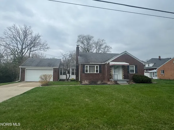 2137 Tremainsville Rd, Toledo, OH 43613