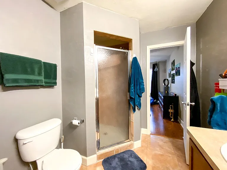 2927 SW 35th Pl #114 — Photo 16