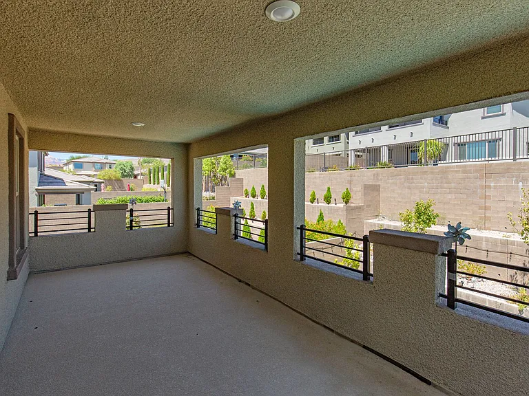 12586 Huckleberry Oak Ave — Photo 33