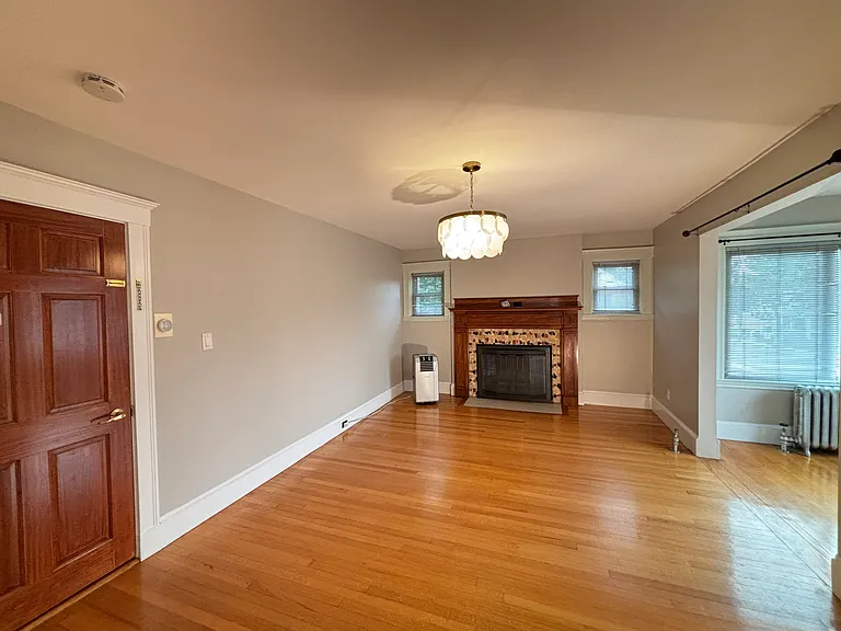 300 E Squantum St #2 — Photo 4
