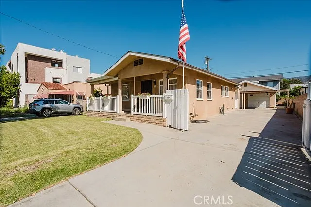 609 Alexander St #A — Photo 26