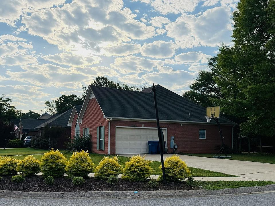 1st image of 1316 Amberley Woods Dr