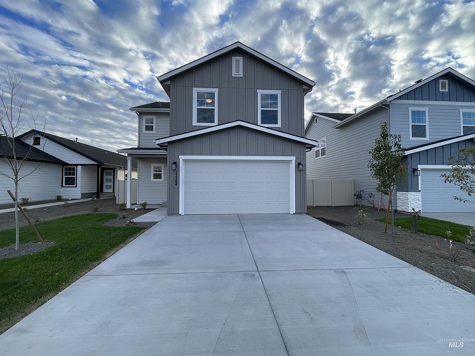 1st image of 17564 Moon Ridge Pl