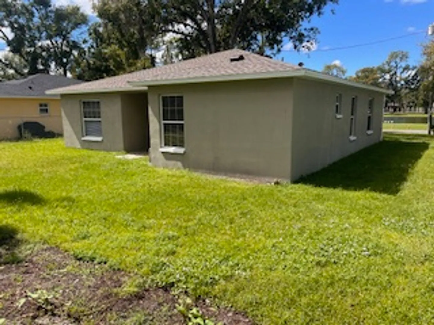 106 S Drake St 3 Bed, 2 Bath Home for Rent — Photo 4