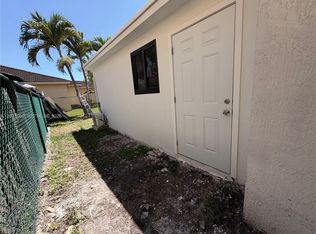 16536 SW 54th St #1, Miami, FL 33185
