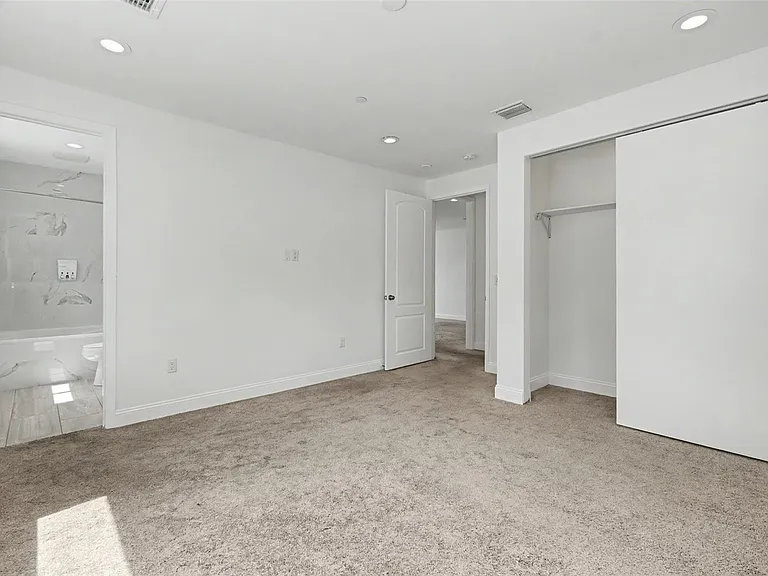 1018 7th Ave S — Photo 35
