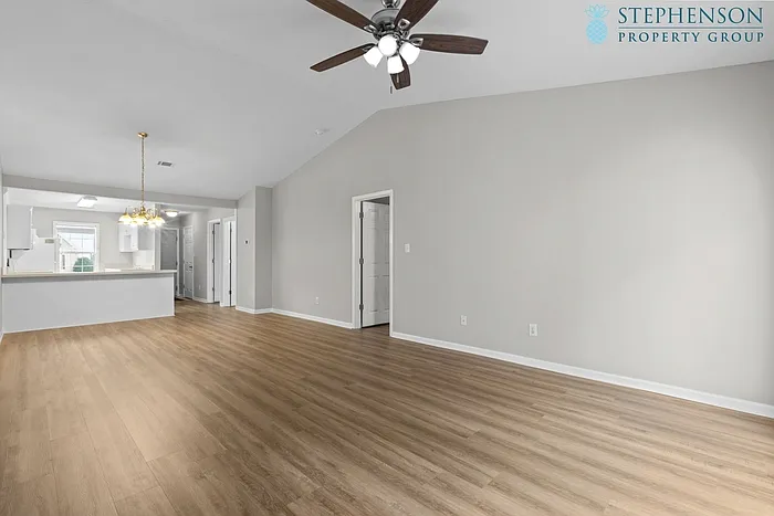 423 Elders Pond Cir — Photo 7