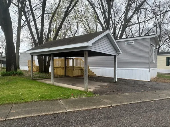 2330 E Main St, Niles, MI 49120