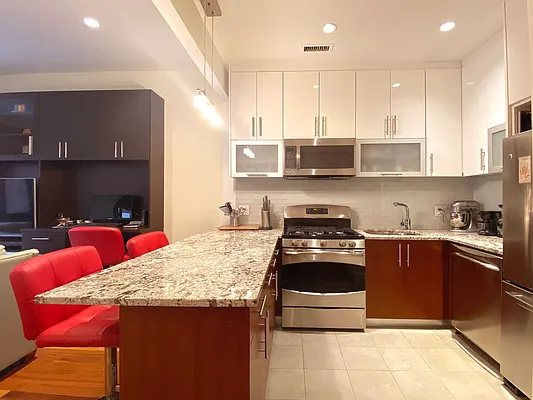 Sold by Levan Real Estate | media 8