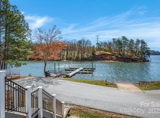 121 Pebble Creek Dr, Stony Point, NC 28678
