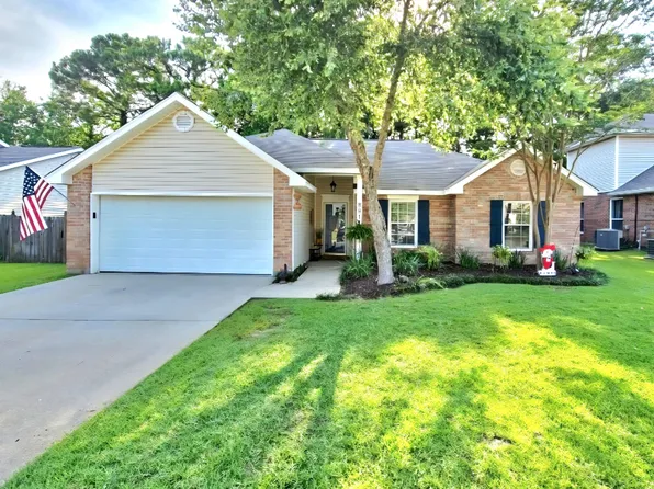 881 Brentwood Dr, Biloxi, MS 39532