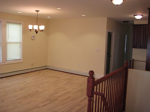 3rd image of 107-32 165th Street
