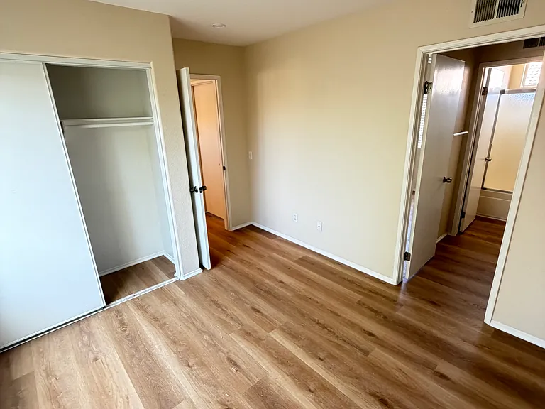 8351 Gold Coast Dr #3 — Photo 17