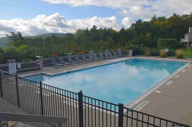 3rd image of 1 Lookout Mountain Drive