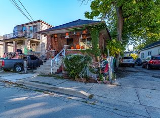 256 McRoberts St, Joliet, IL 60432