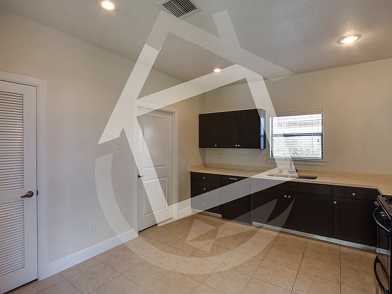 5353 Jack Marcus Dr — Photo 13
