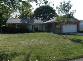 2 Germania Dr, Columbia, IL 62236