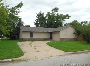 14406 S Oak Ct, Glenpool, OK 74033