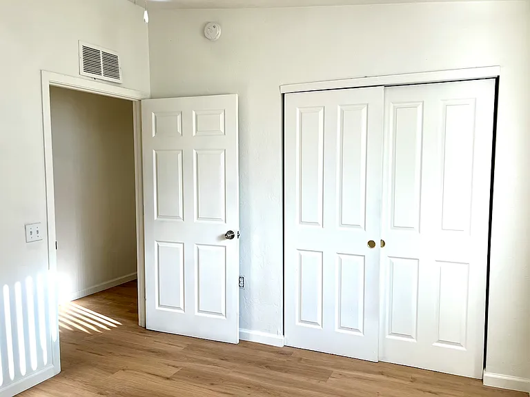 4454 E 3rd St #2 — Photo 13