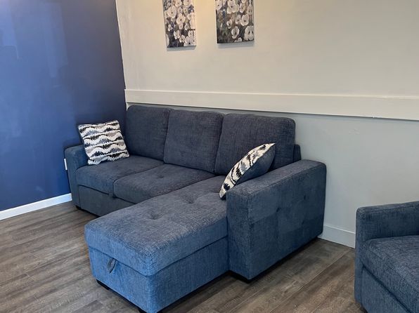 5 E Market St #3, Jonestown, PA 17038