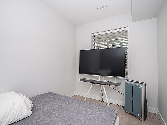 4th image of 20180 84th Ave #125