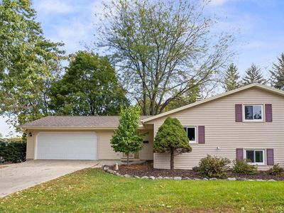 213 South 15th AVENUE, West Bend, WI, 53095