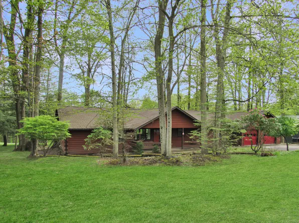 2752 Bay Rd, Du Bois, PA 15801