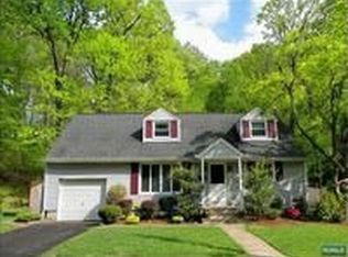 10 Brook St, Hackensack, NJ 07601