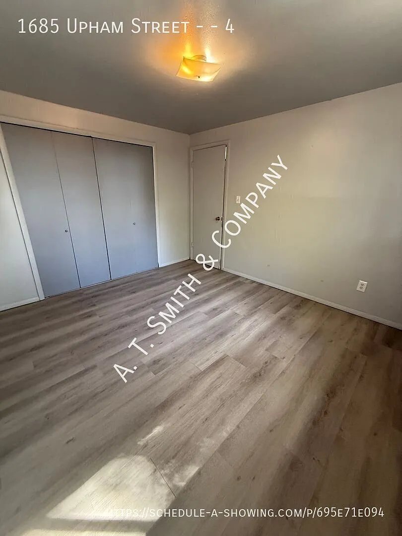 Large 1 Bedroom Apartment in Lakewood with Balcony! — Photo 1