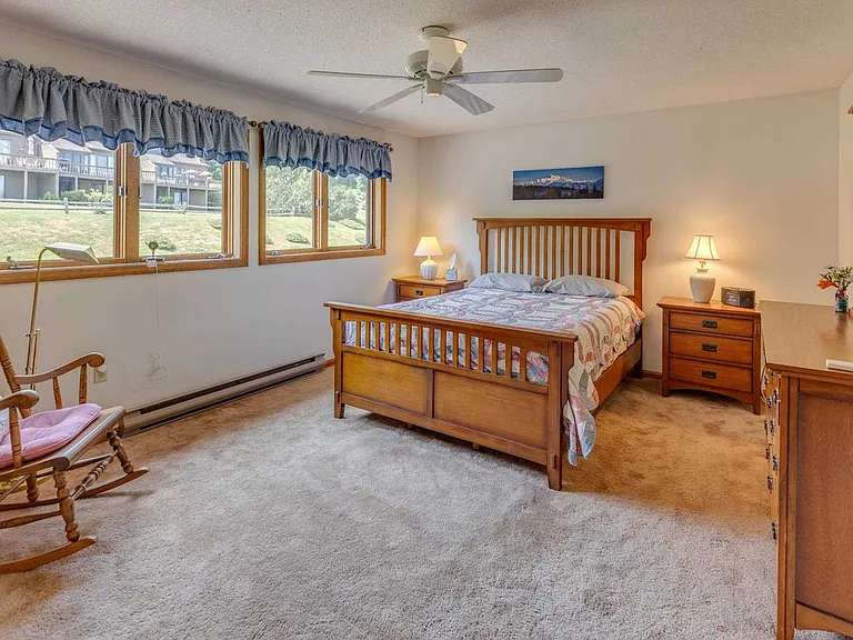 21 Woodbury Dr #27 — Photo 18