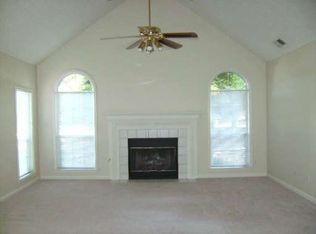 140 Sagamore Ct, Fayetteville, GA 30214