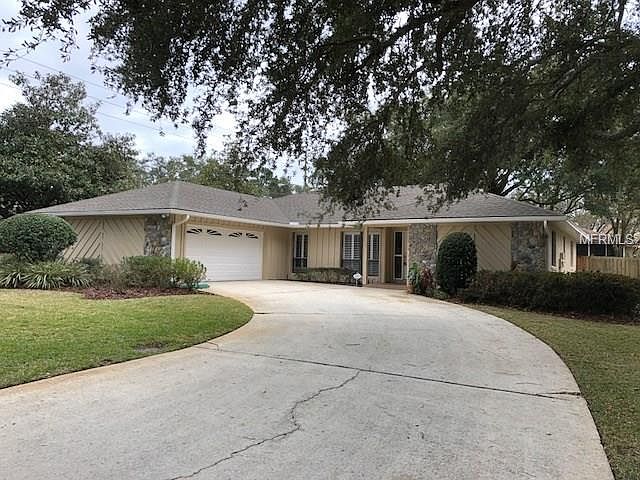 1st image of 101 Lyndhurst Dr